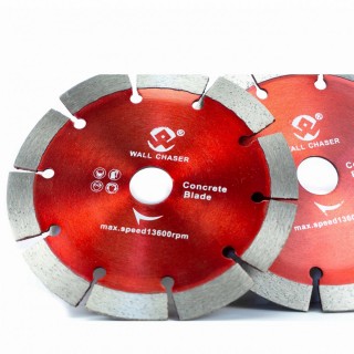 Disque avec coins repliés pour béton armé et autres matériaux