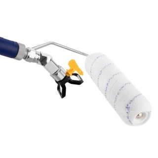 Wałek natryskowy do agregatu JetRoller - zbliżenie na wałek i wylot dyszy